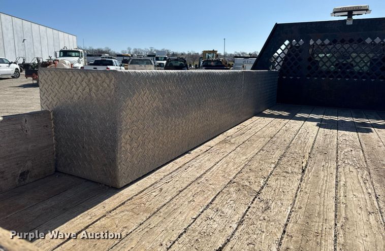 image for item EM3787 2017 Dodge Ram 5500 Crew Cab flatbed truck