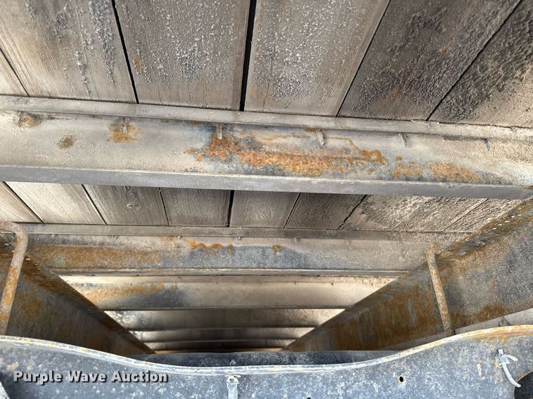 image for item EM3787 2017 Dodge Ram 5500 Crew Cab flatbed truck