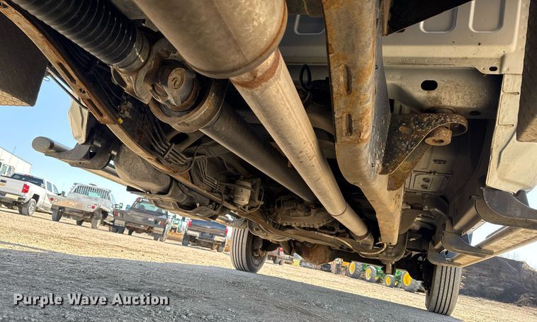 image for item EM3787 2017 Dodge Ram 5500 Crew Cab flatbed truck