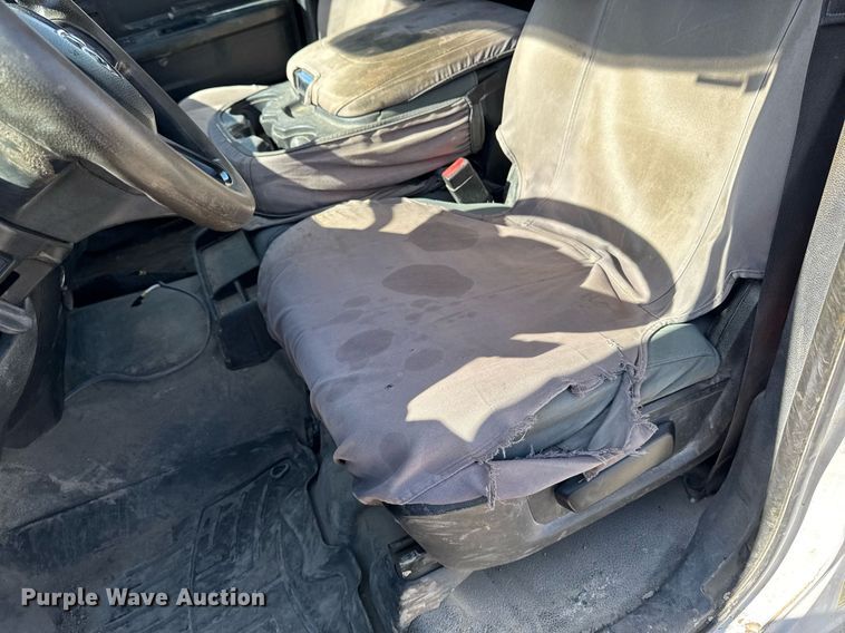 image for item EM3787 2017 Dodge Ram 5500 Crew Cab flatbed truck