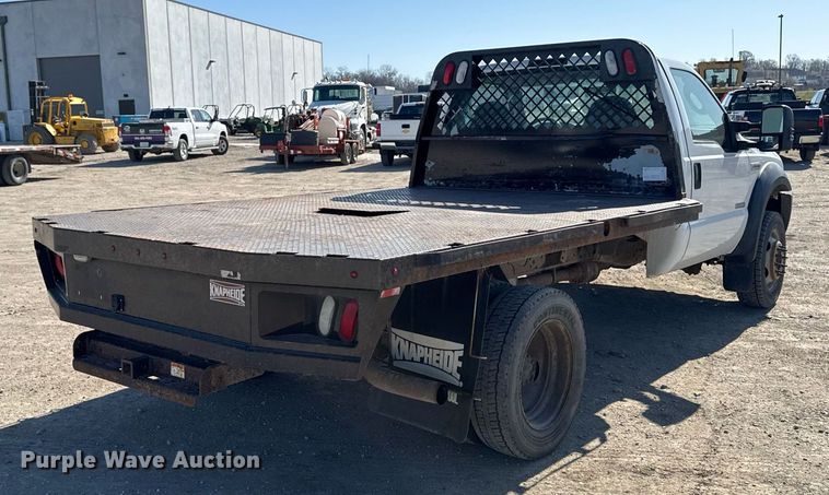 image for item EM3792 2007 Ford F550 Super Duty XL flatbed truck