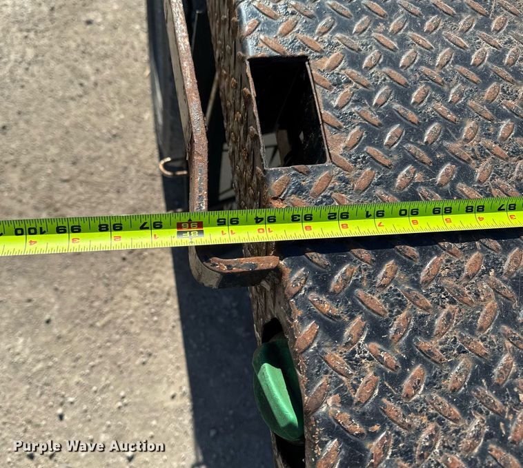 image for item EM3792 2007 Ford F550 Super Duty XL flatbed truck