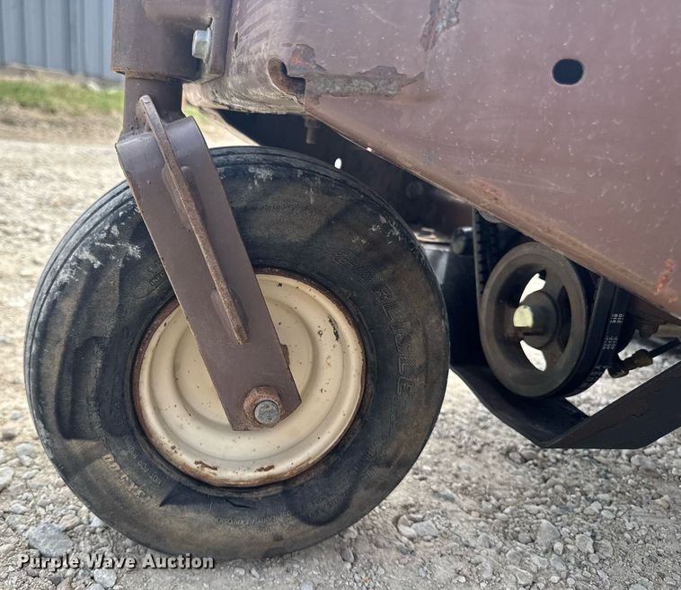 image for item EM3805 Grasshopper 718 ZTR lawn mower