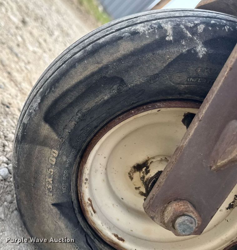 image for item EM3805 Grasshopper 718 ZTR lawn mower