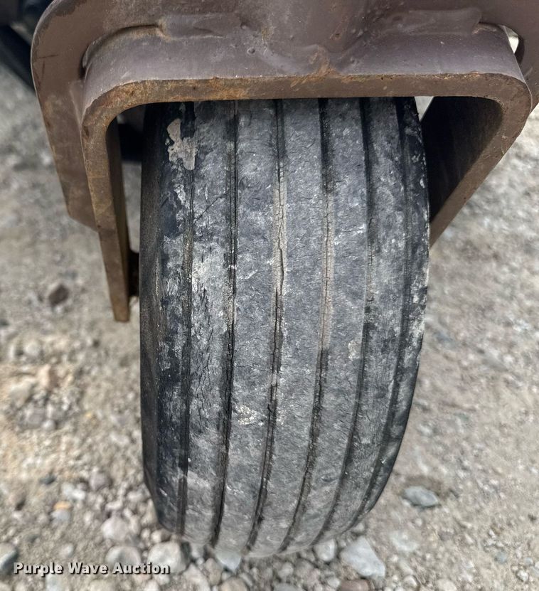 image for item EM3805 Grasshopper 718 ZTR lawn mower