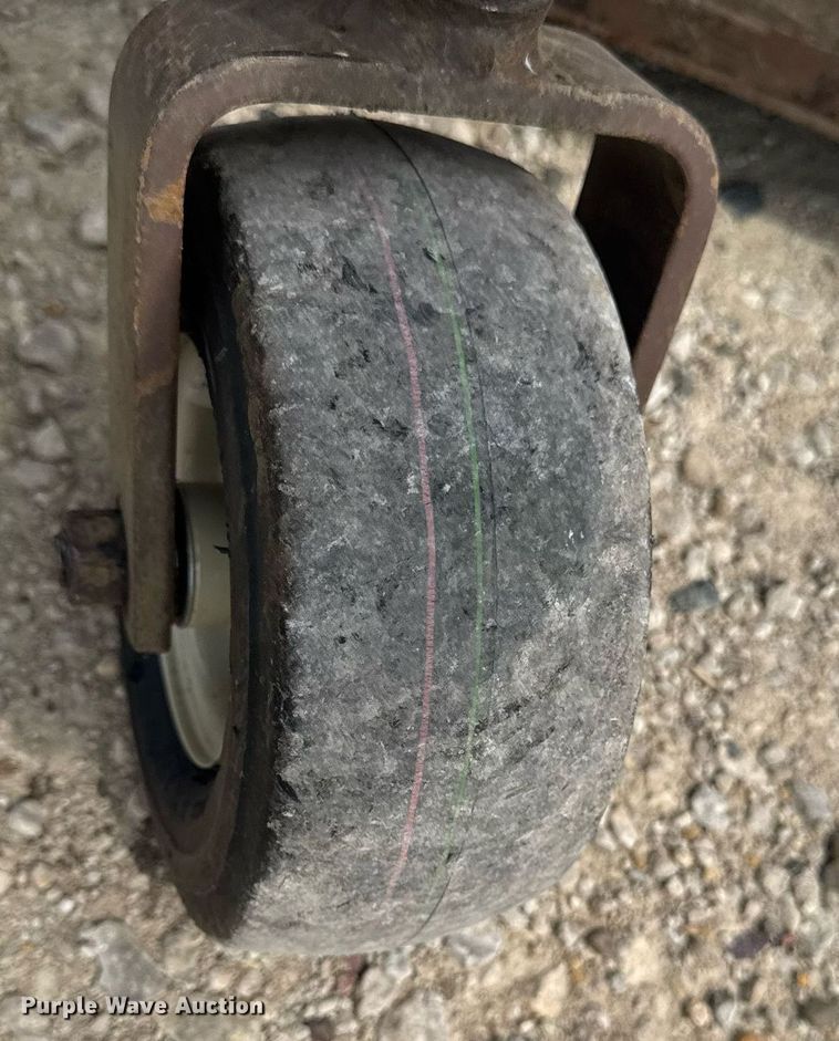 image for item EM3805 Grasshopper 718 ZTR lawn mower