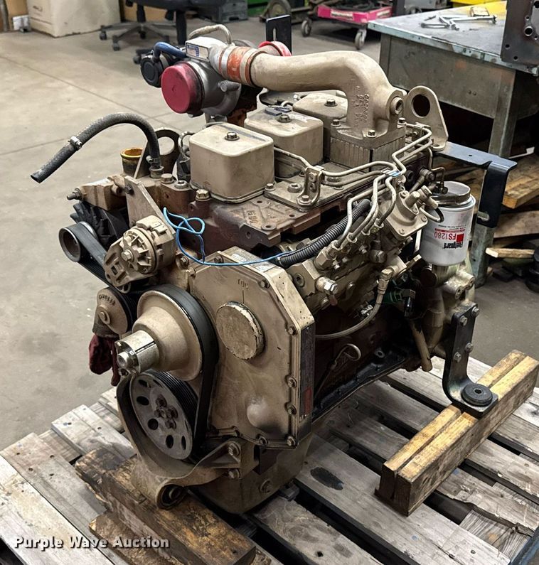 image for item EM3821 2000 Cummins B3.9-C engine