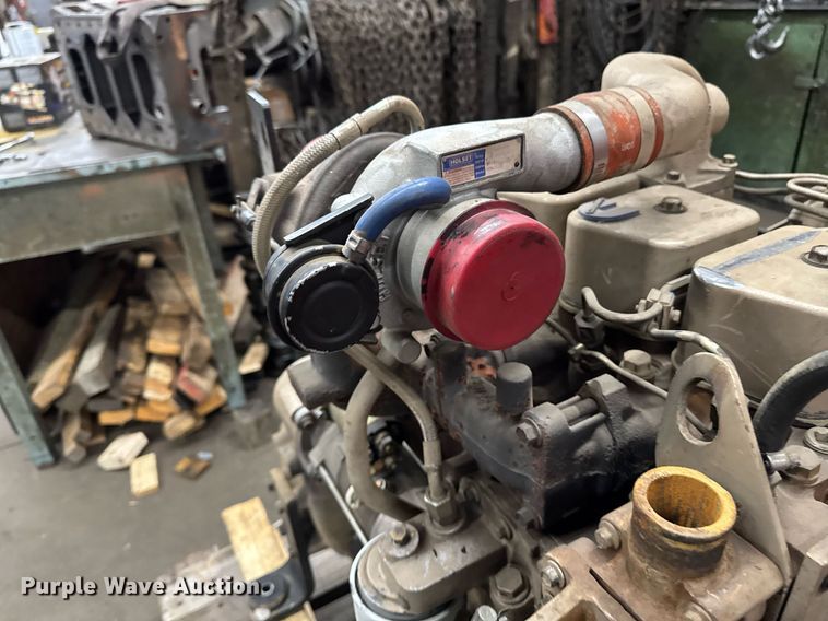 image for item EM3821 2000 Cummins B3.9-C engine