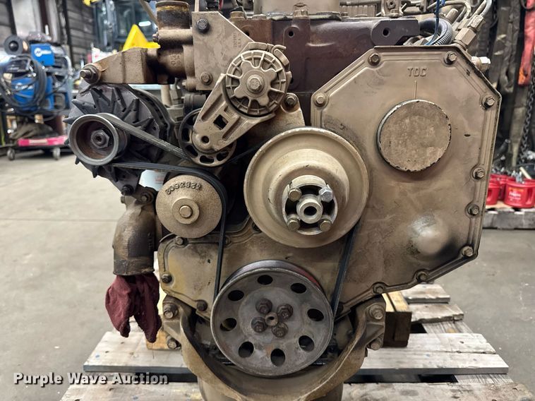 image for item EM3821 2000 Cummins B3.9-C engine