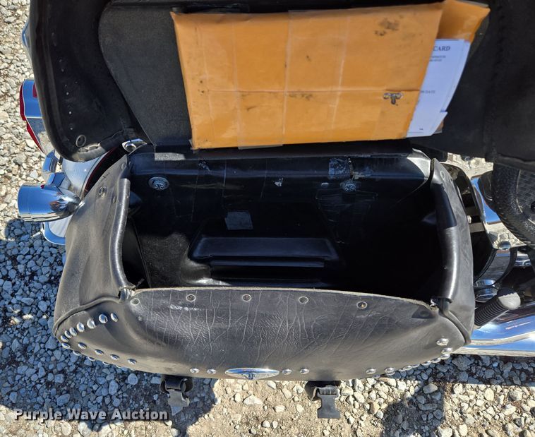 image for item EM7005 2005 Harley Davidson  Softail Deluxe  motorcycle