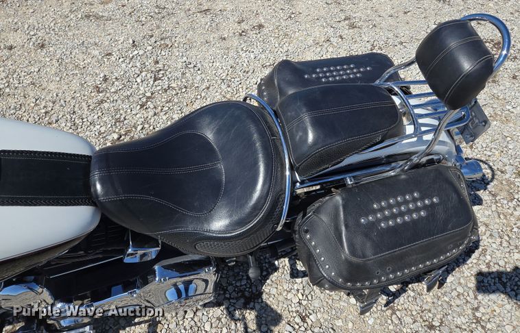 image for item EM7005 2005 Harley Davidson  Softail Deluxe  motorcycle