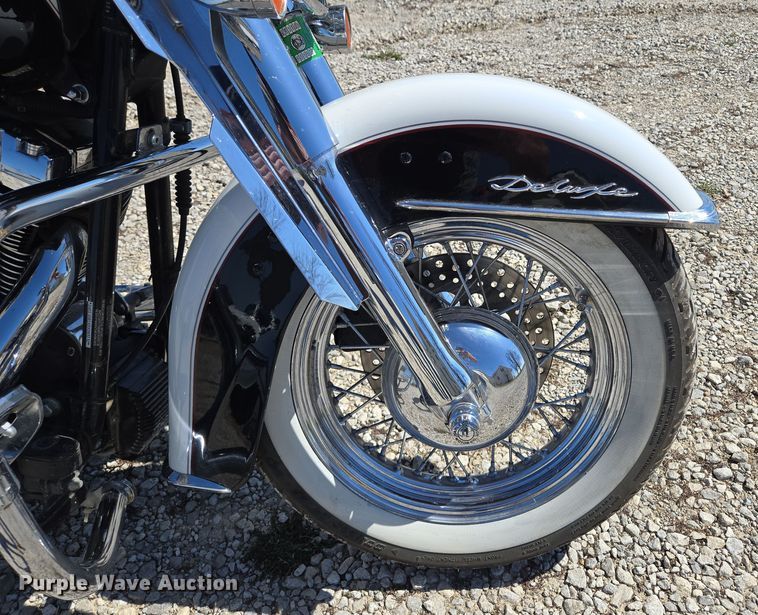 image for item EM7005 2005 Harley Davidson  Softail Deluxe  motorcycle