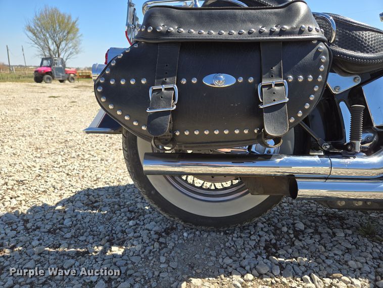 image for item EM7005 2005 Harley Davidson  Softail Deluxe  motorcycle