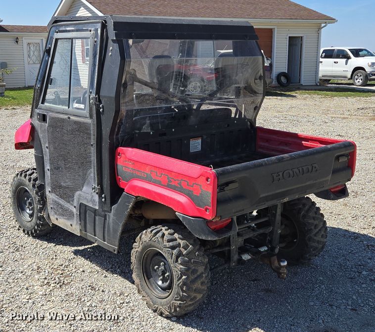 image for item EM7006 Honda  Big Red  utility vehicle