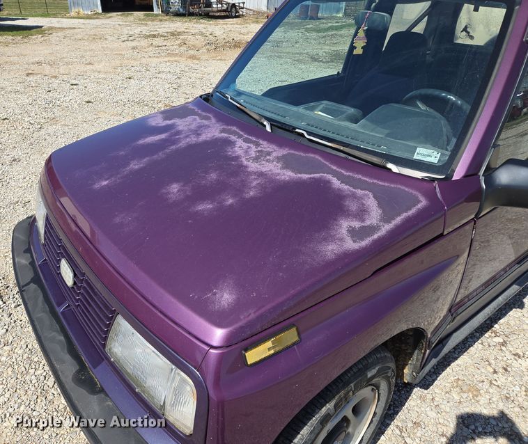 image for item EM7007 1995 Chevrolet Tracker  SUV