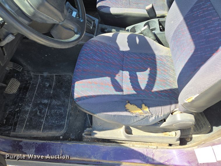 image for item EM7007 1995 Chevrolet Tracker  SUV