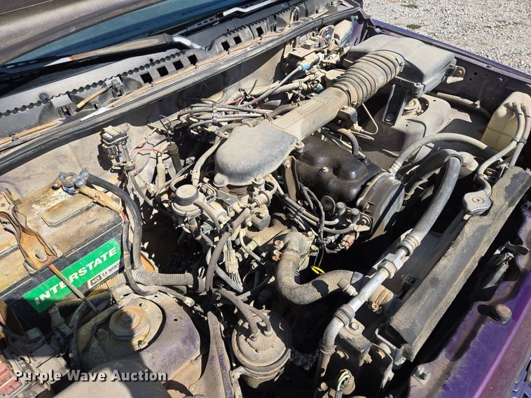 image for item EM7007 1995 Chevrolet Tracker  SUV