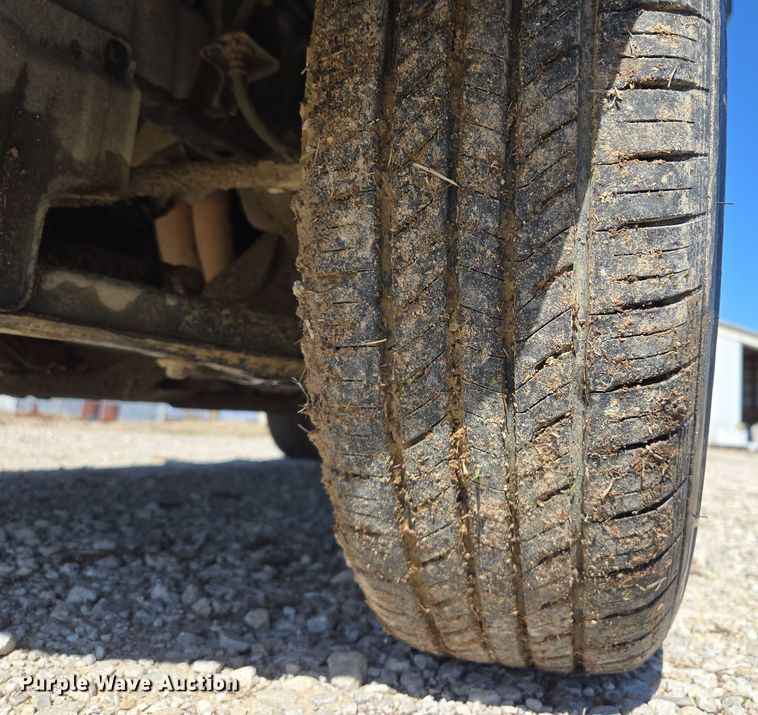 image for item EM7007 1995 Chevrolet Tracker  SUV