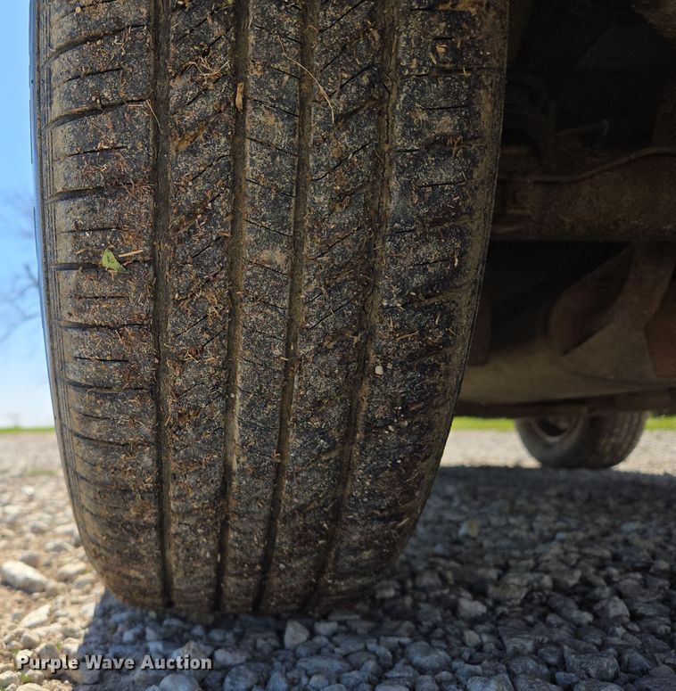 image for item EM7007 1995 Chevrolet Tracker  SUV