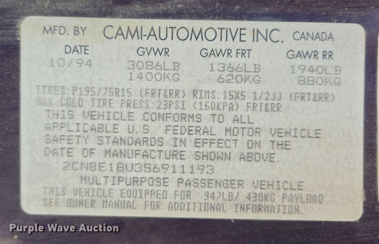 image for item EM7007 1995 Chevrolet Tracker  SUV