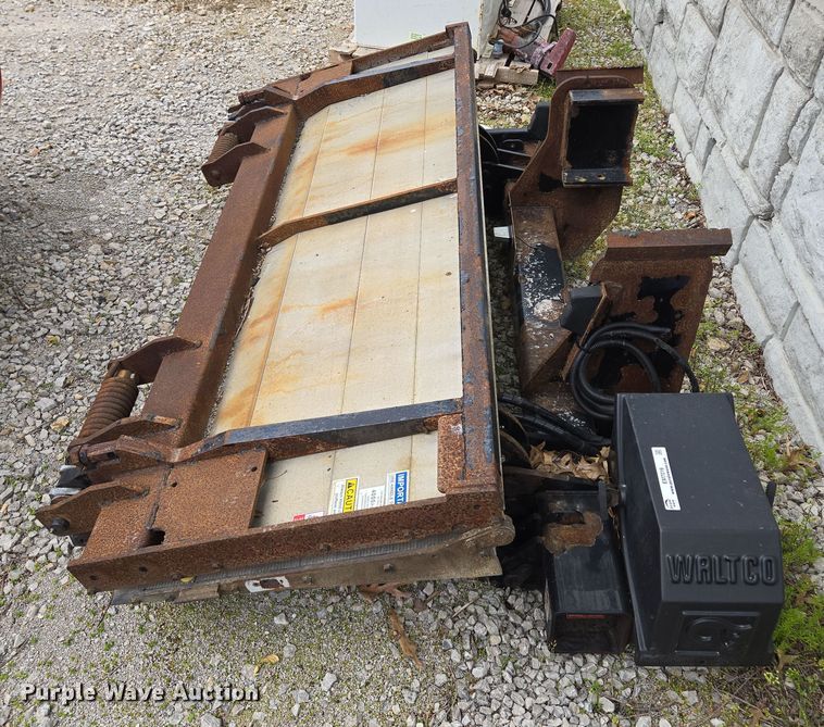 image for item EM7016 Waltco HLF40 end gate lift