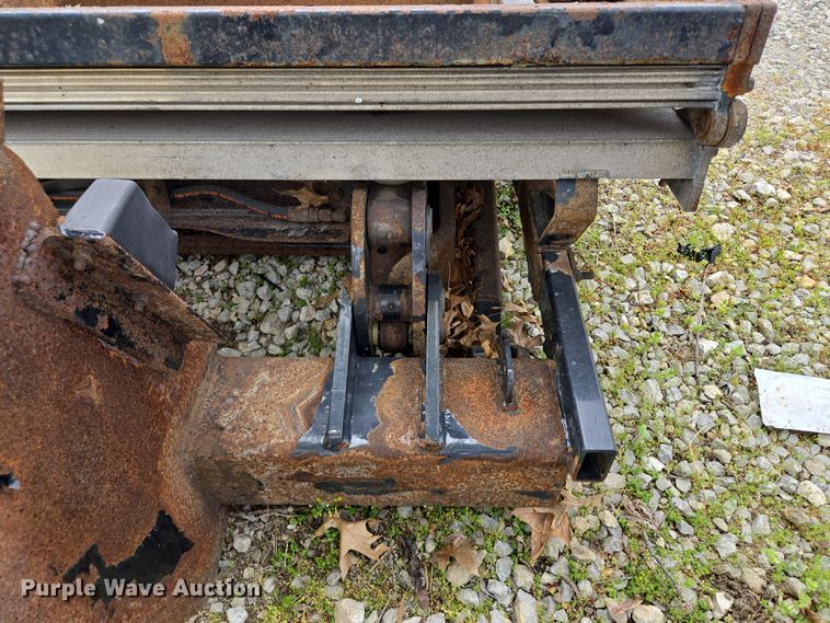 image for item EM7016 Waltco HLF40 end gate lift