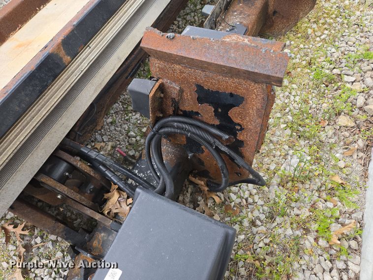 image for item EM7016 Waltco HLF40 end gate lift