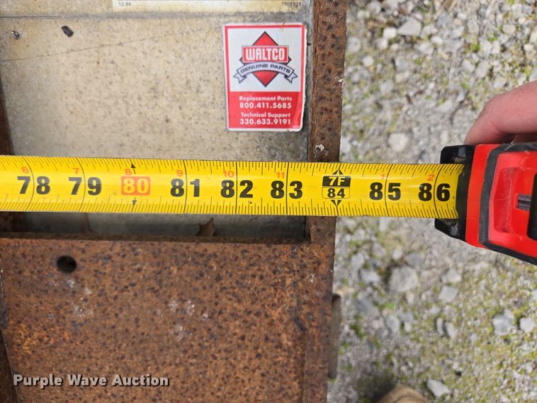 image for item EM7016 Waltco HLF40 end gate lift