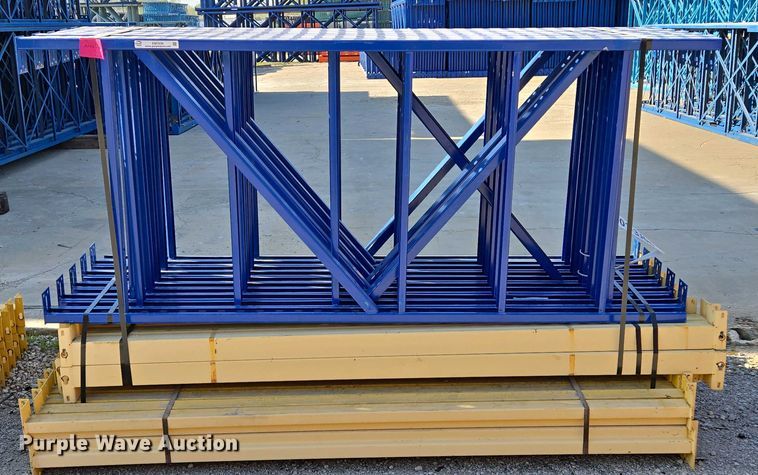 image for item EM7036 Pallet racking 