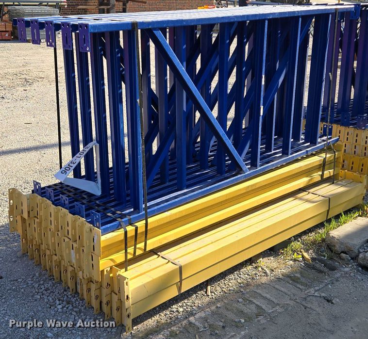 image for item EM7036 Pallet racking 