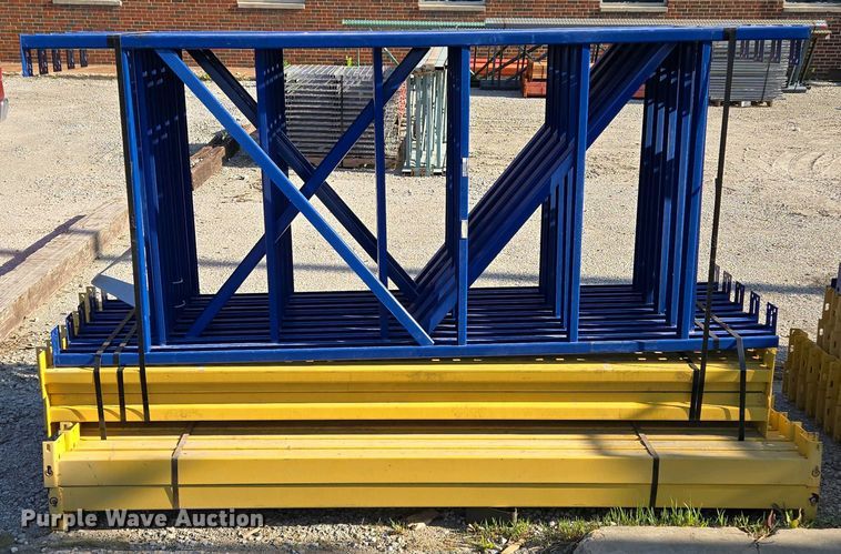 image for item EM7036 Pallet racking 