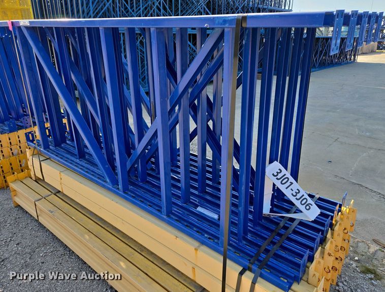 image for item EM7036 Pallet racking 