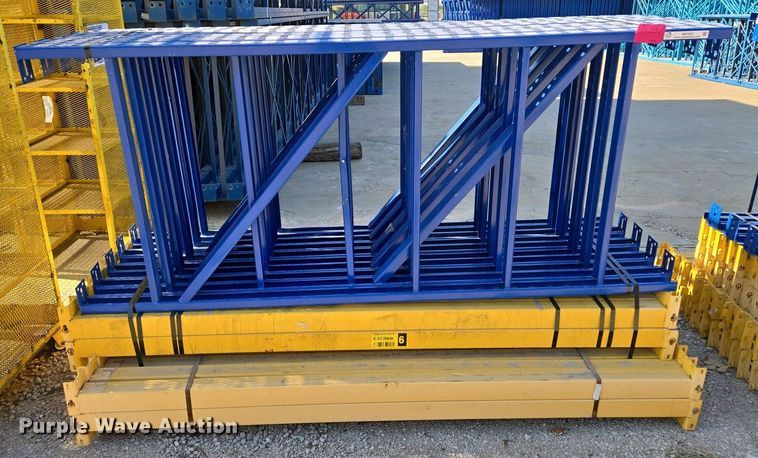 image for item EM7037 Pallet racking 