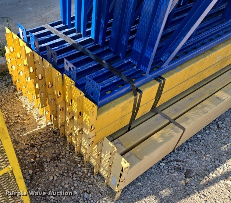 image for item EM7037 Pallet racking 