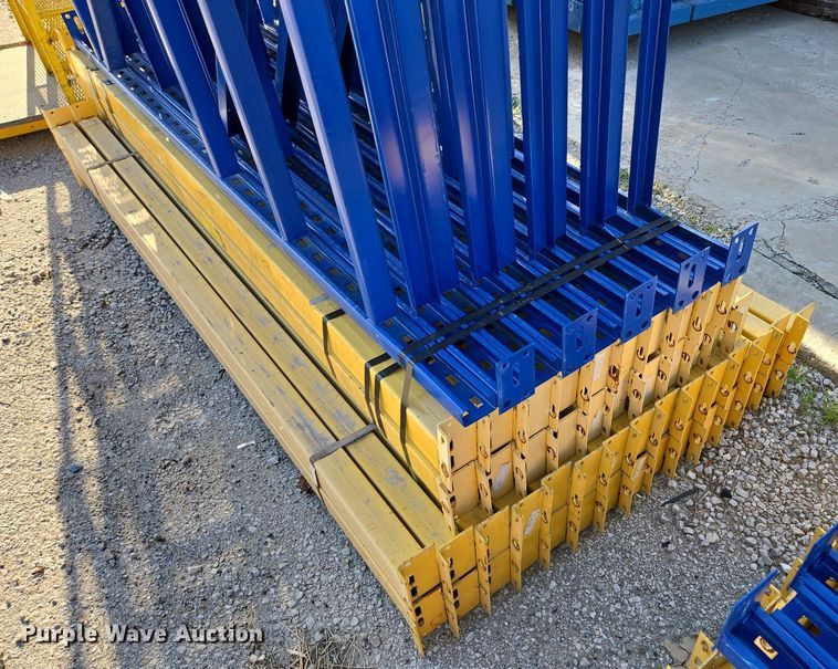 image for item EM7037 Pallet racking 