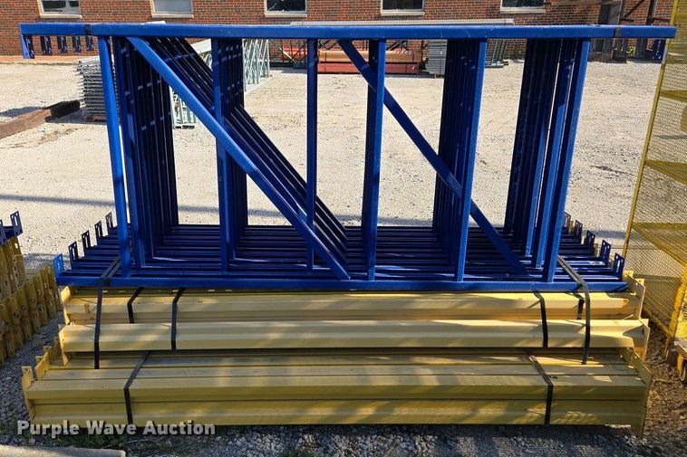 image for item EM7037 Pallet racking 