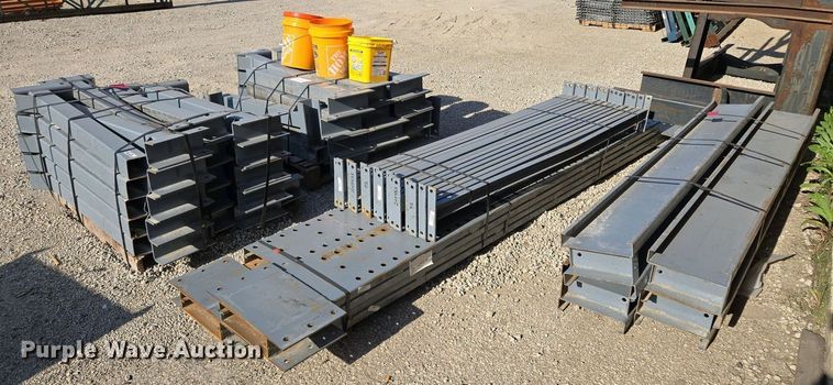 image for item EM7039 Cantilever  Pallet racking 
