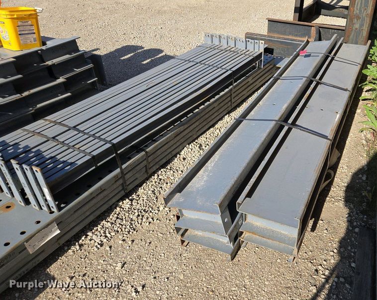 image for item EM7039 Cantilever  Pallet racking 