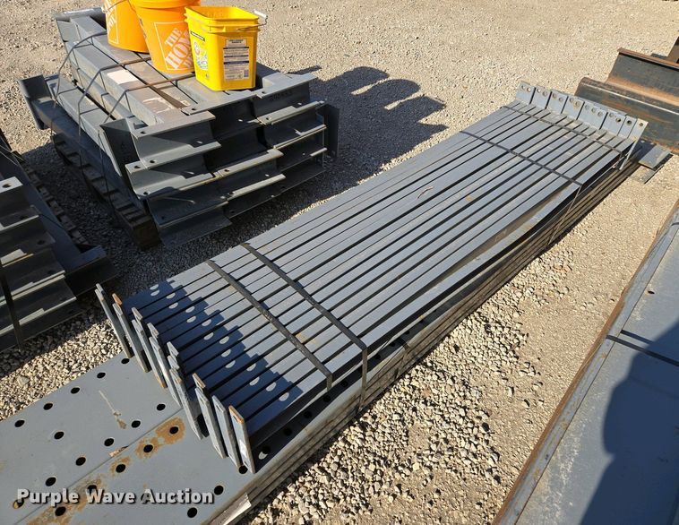 image for item EM7039 Cantilever  Pallet racking 