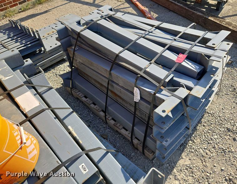 image for item EM7039 Cantilever  Pallet racking 