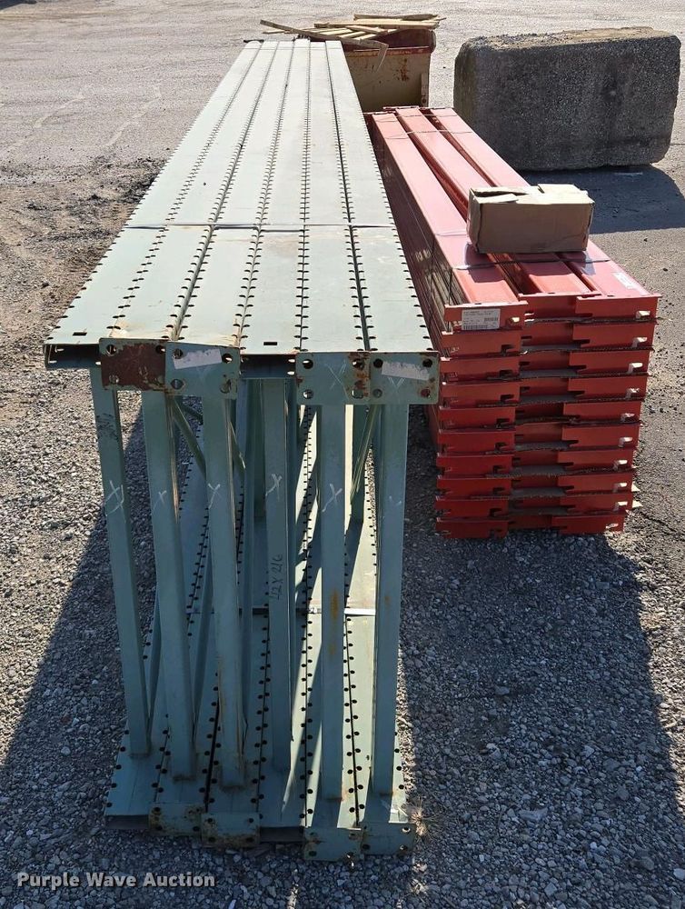 image for item EM7041 Pallet racking 