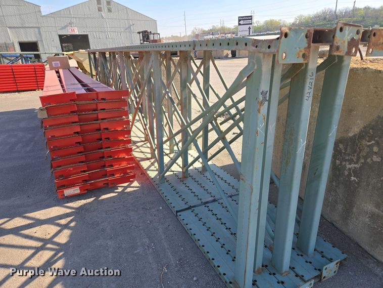 image for item EM7042 Pallet racking 