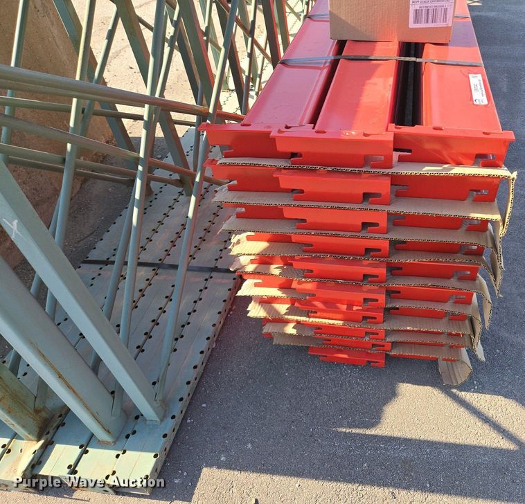 image for item EM7042 Pallet racking 