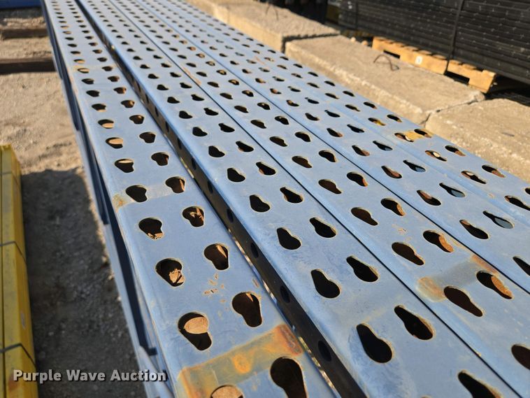 image for item EM7043 Pallet racking 