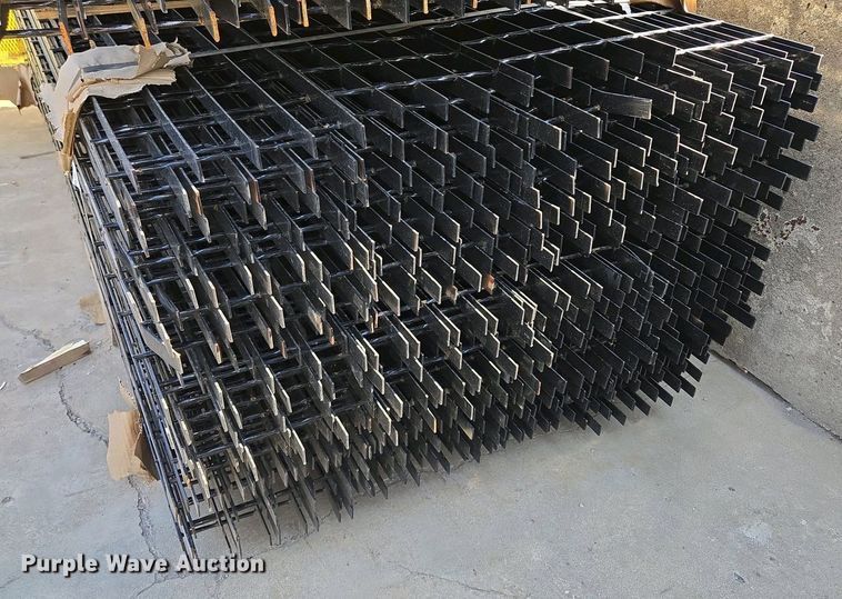 image for item EM7045 (155) pieces of bar grating