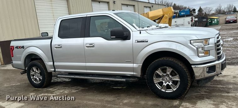 image for item EN3010 2017 Ford  F150 SuperCrew pickup truck