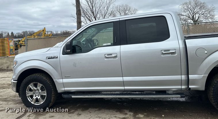 image for item EN3010 2017 Ford  F150 SuperCrew pickup truck
