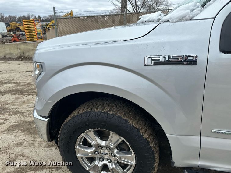 image for item EN3010 2017 Ford  F150 SuperCrew pickup truck