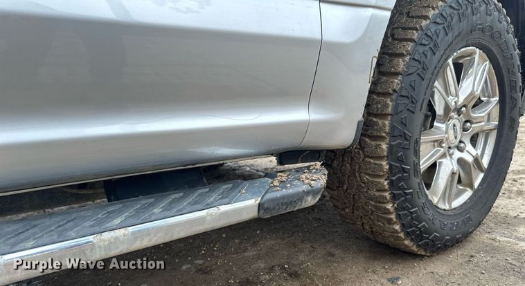 image for item EN3010 2017 Ford  F150 SuperCrew pickup truck