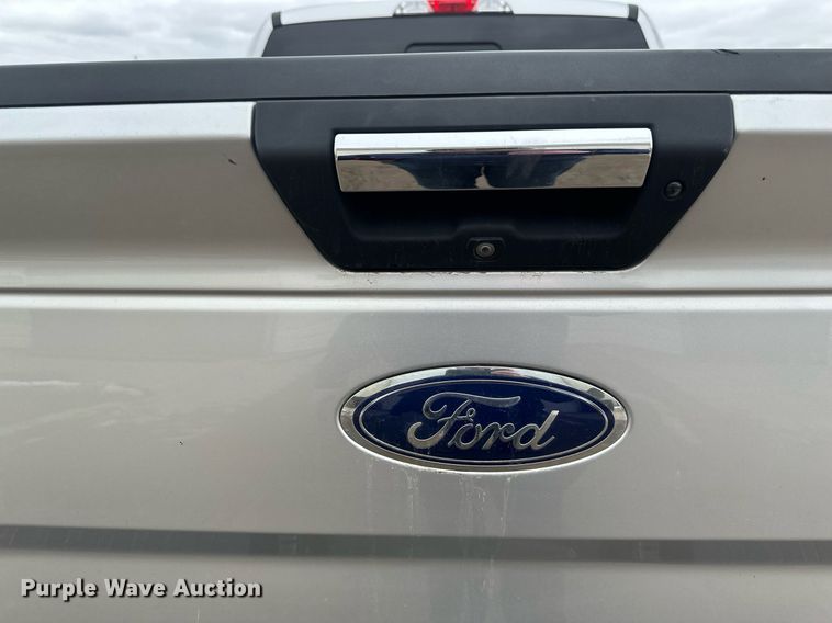 image for item EN3010 2017 Ford  F150 SuperCrew pickup truck